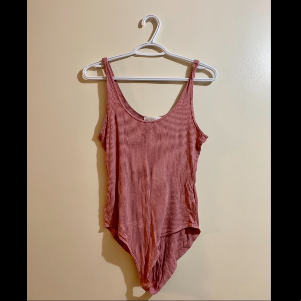 🌴Forever 21 Pink Body Suit🌴
